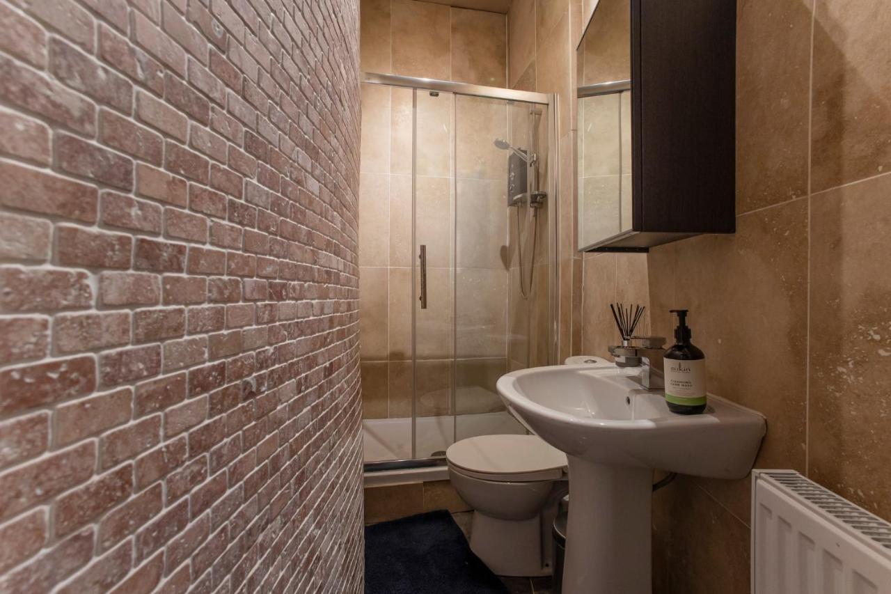 Ferienwohnung 2 Bed In Great Location 15-20 Minutes Walk To Sec Glasgow Exterior foto