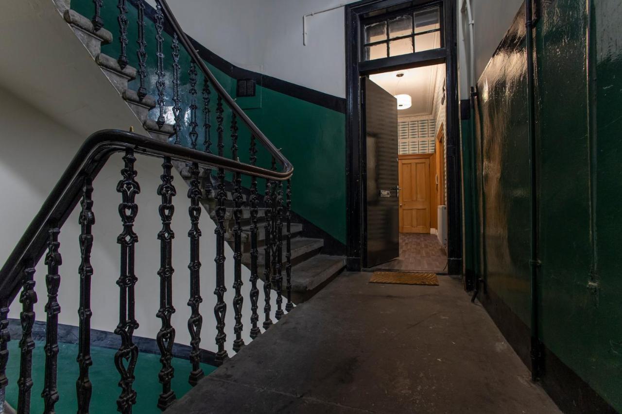 Ferienwohnung 2 Bed In Great Location 15-20 Minutes Walk To Sec Glasgow Exterior foto