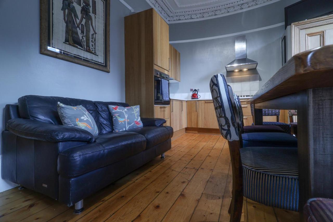 Ferienwohnung 2 Bed In Great Location 15-20 Minutes Walk To Sec Glasgow Exterior foto